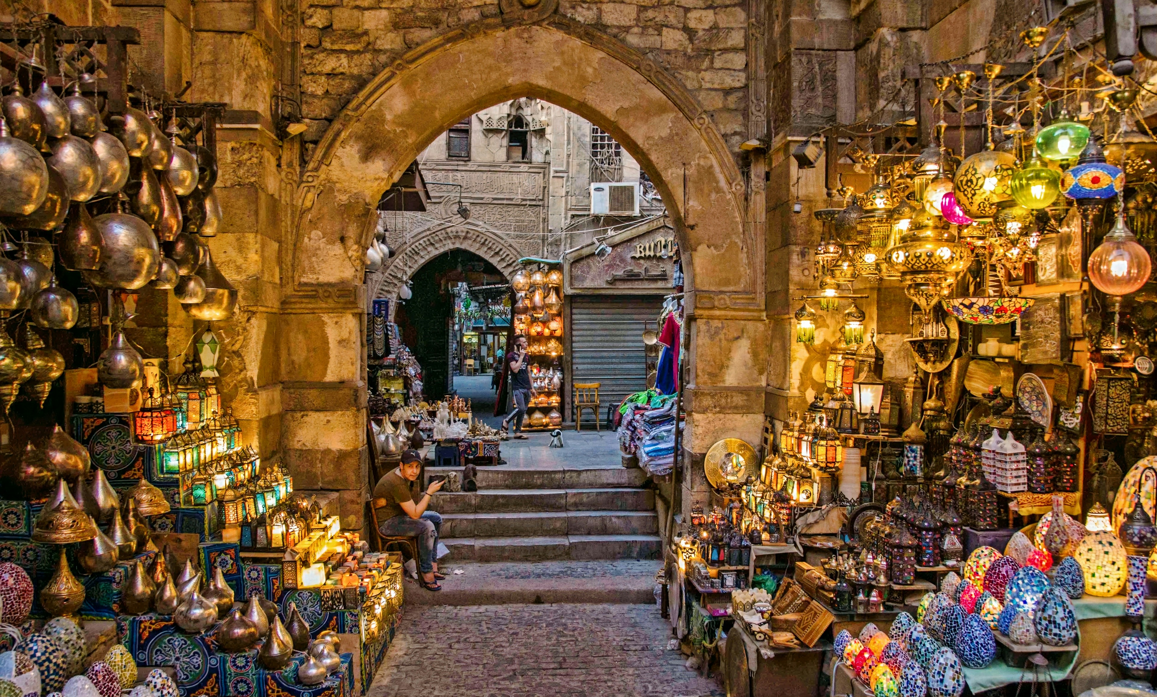 Promenade authentique dans le vieux Caire : Parcourir les ruelles pittoresques et animées 